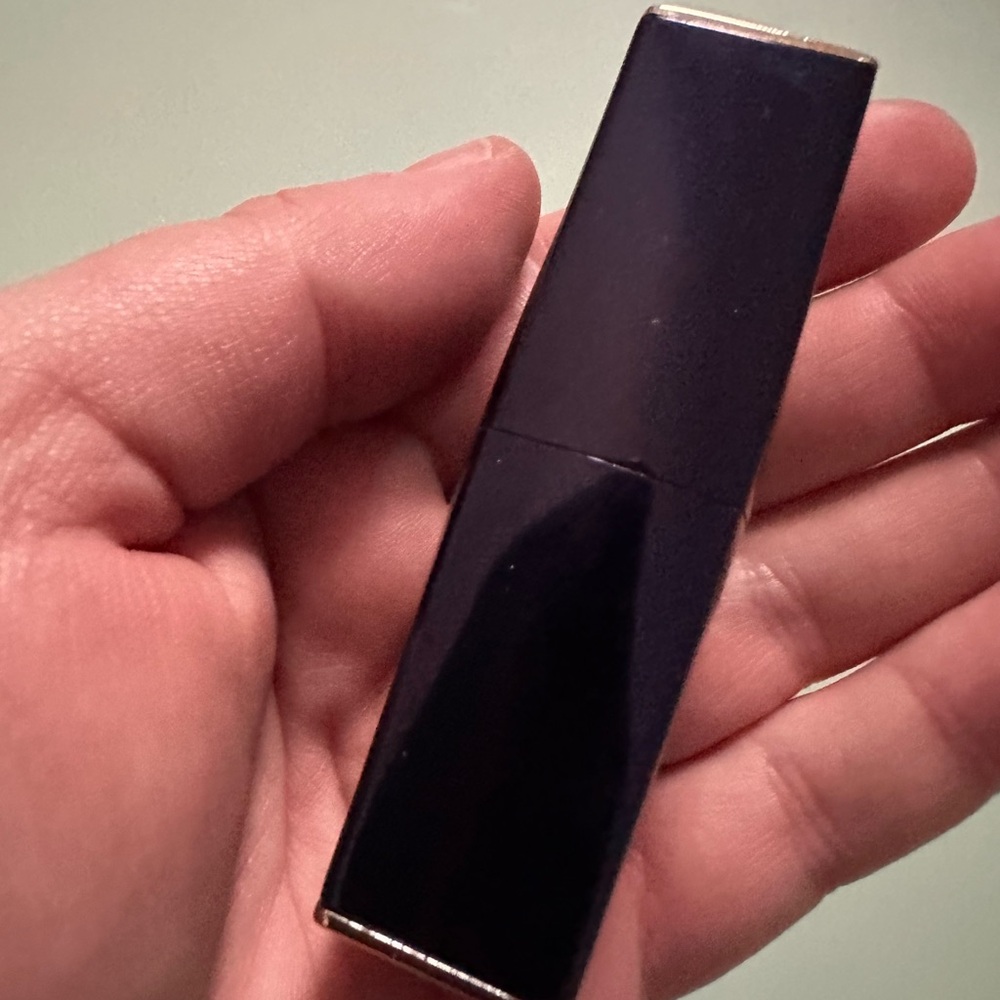💄 Estee Lauder Pure Color Envy Matte Lipstick + Mirrored Case 💄 - Picture 4 of 5